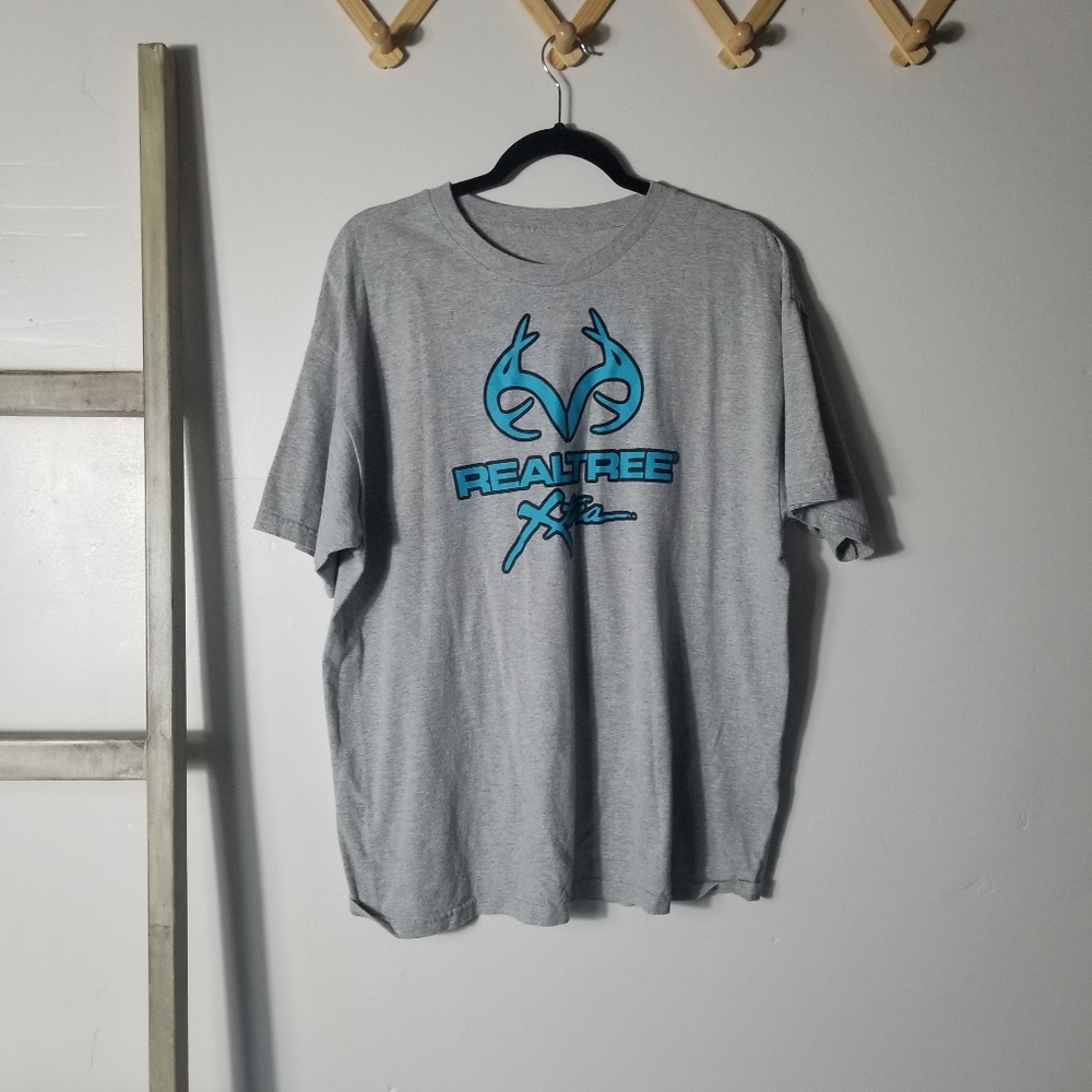 REALTREE MEN'S GRAY WITH BLUE TEE ESTIMATED SIZE XL